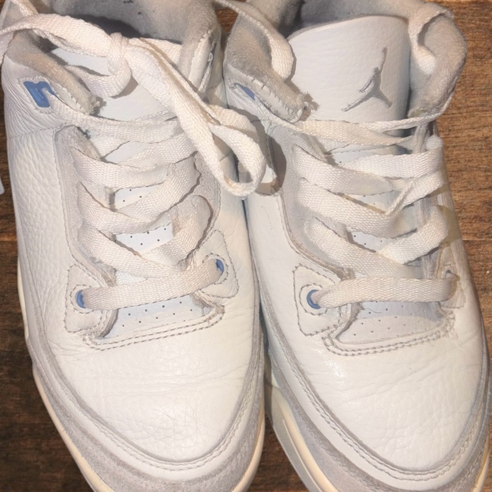 Jordan Kids White and Light Blue Low-Top Sneakers